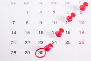 Calendar to let the Moringa oil rest
